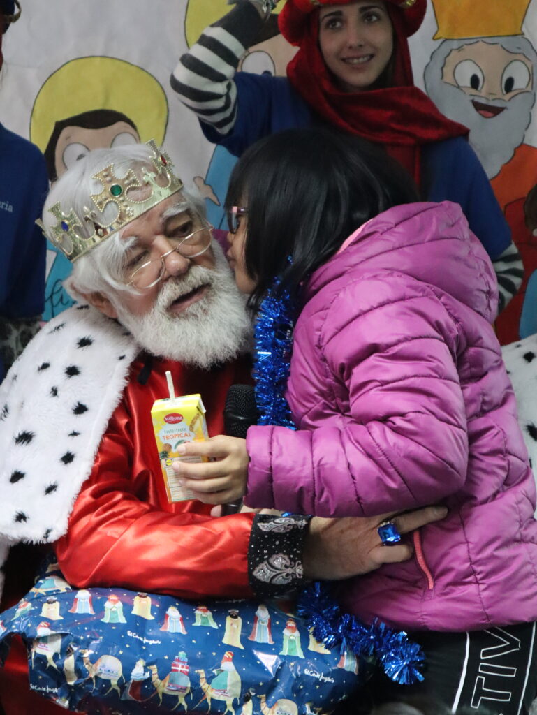 Fiesta de Navidad del programa de Voluntariado Familiar de Nadiesolo